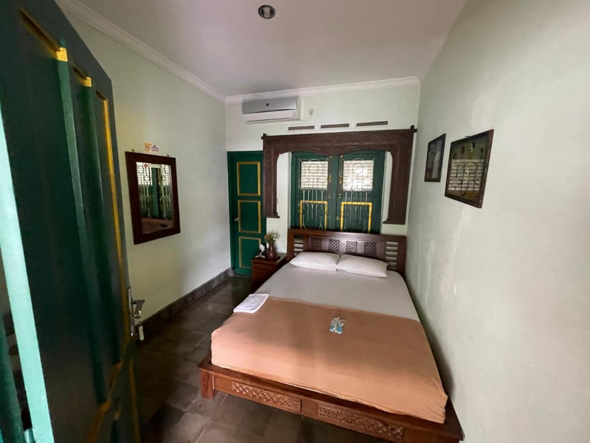 Pamularsih Homestay Yogyakarta Exterior foto