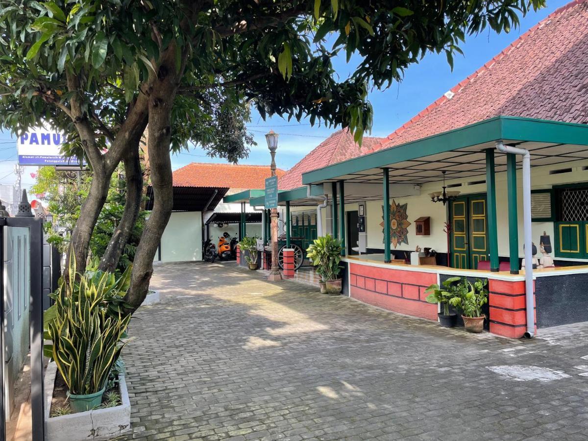 Pamularsih Homestay Yogyakarta Exterior foto