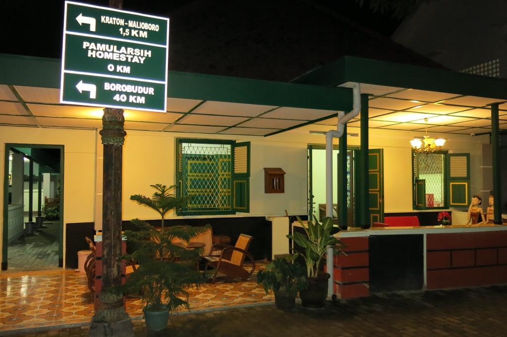 Pamularsih Homestay Yogyakarta Exterior foto