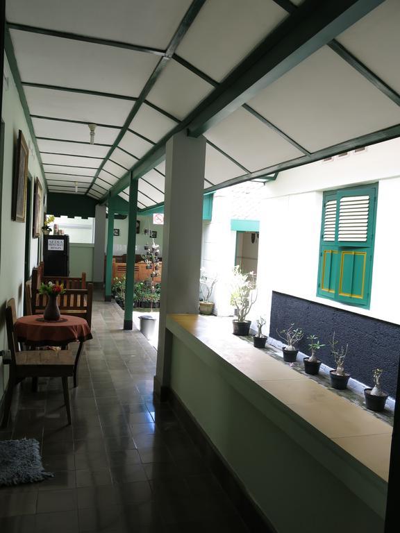 Pamularsih Homestay Yogyakarta Exterior foto