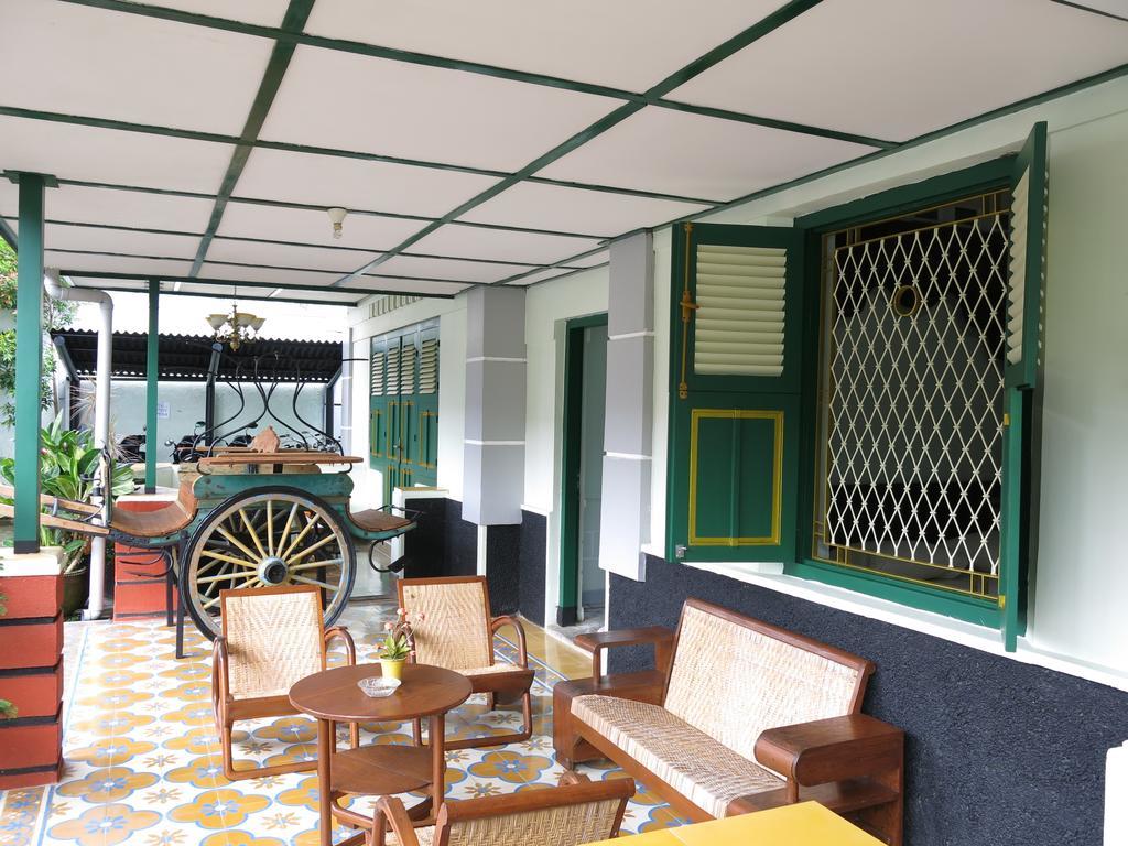 Pamularsih Homestay Yogyakarta Exterior foto