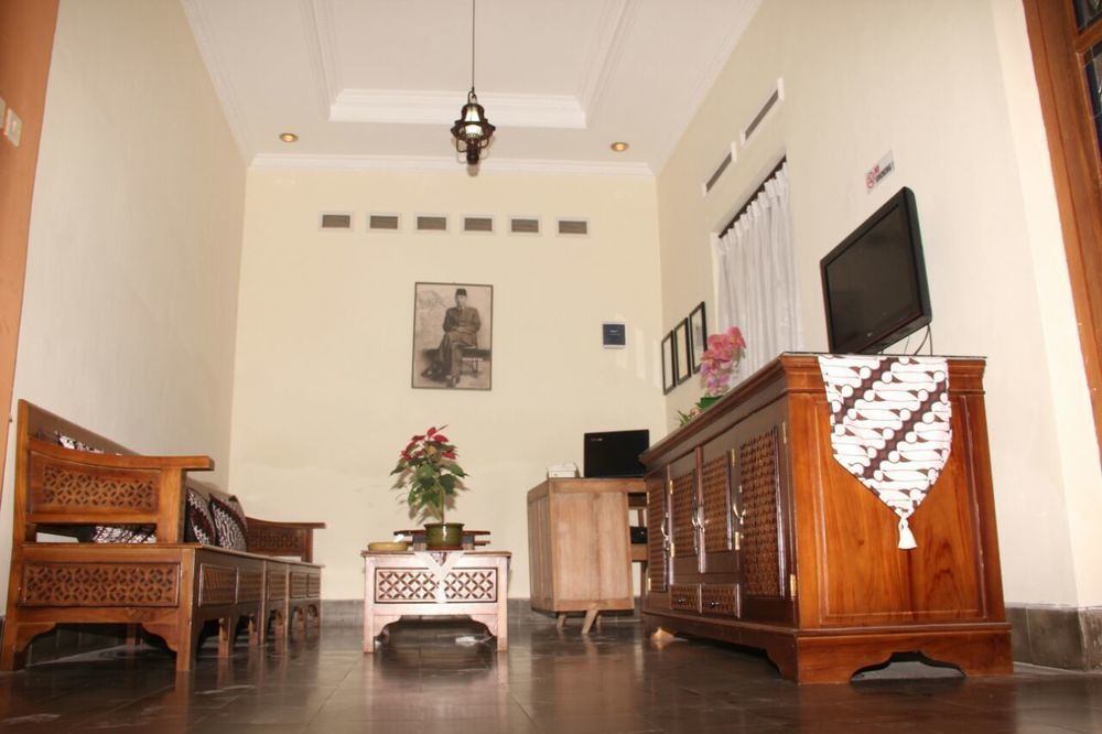 Pamularsih Homestay Yogyakarta Exterior foto