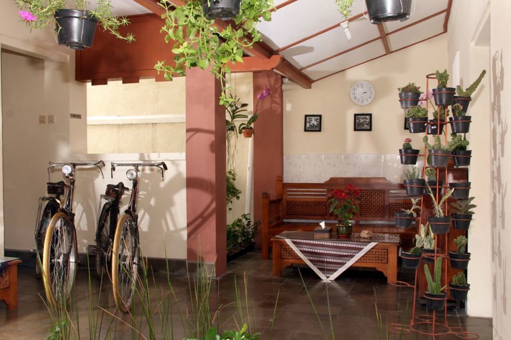 Pamularsih Homestay Yogyakarta Exterior foto