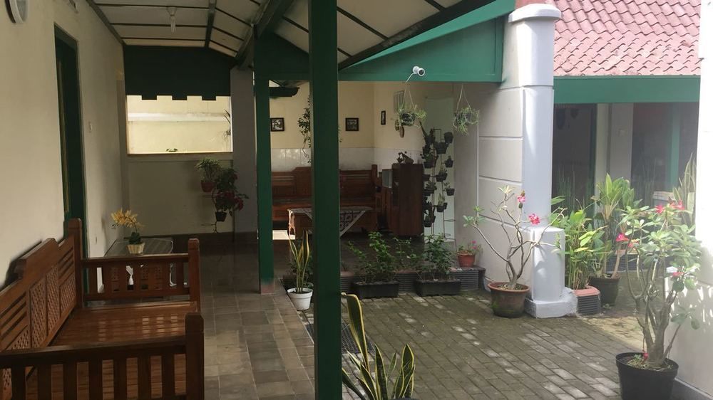 Pamularsih Homestay Yogyakarta Exterior foto